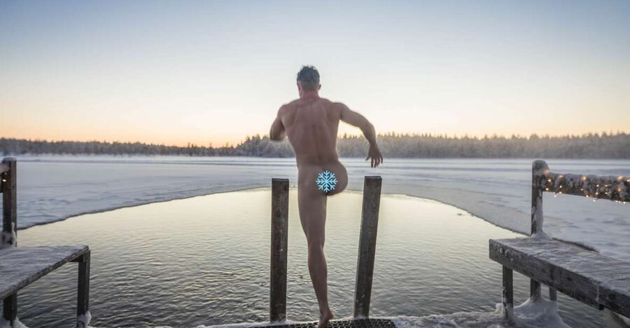 Rovaniemi: Sauna & Ice Swimming Tour with Dinner and Aurora - A Finnish sauna beside a frozen lake