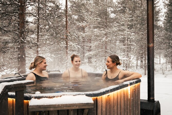 Rovaniemi Sauna World with a Hot Tub, Jacuzzi and Cold Pool - Getting from central Rovaniemi to the park