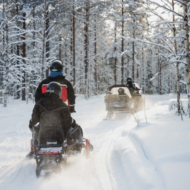 Rovaniemi: Snowmobile Safari in the Arctic Circle - Learning to handle the snowmobile