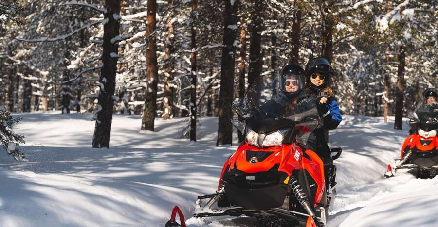 Rovaniemi: Snowmobile Safari into the Arctic Circle Forest - From Rovaniemi hotels to the Wild Nordic base