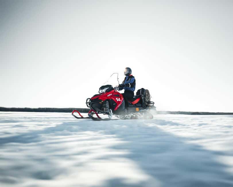Rovaniemi: Snowmobile Safari into the Wilderness - Getting dressed for Arctic conditions