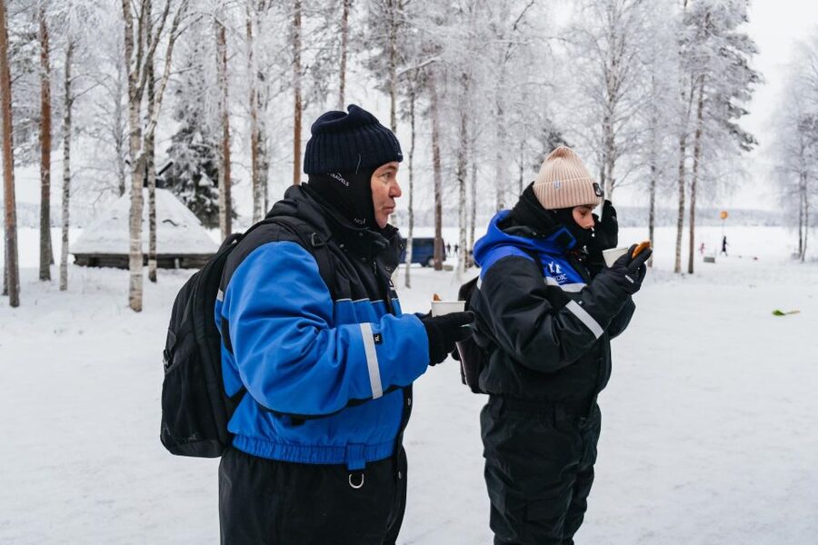 Rovaniemi: Snowmobile Safari, Reindeer & Husky Sleigh Ride - One hour through forest and over frozen water