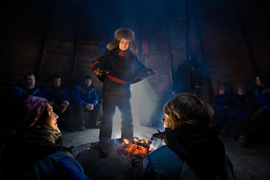 Rovaniemi: Snowmobile Safari to a Reindeer Farm - Meeting Safartica in central Rovaniemi