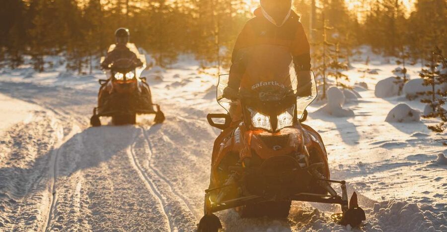 Rovaniemi: Snowmobile Safari to Arctic Snow Hotel - Entering a hotel made from ice and snow