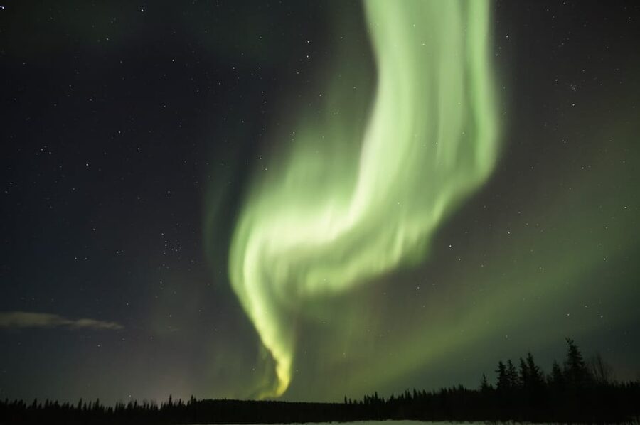 Saariselkä: Aurora Photo Tour by Car with Transfer & Drinks - How the price works out at $135