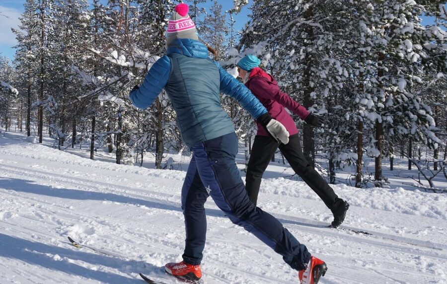 Saariselkä: Cross-Country Ski Lesson - Learning to Stop Is Part of the Lesson