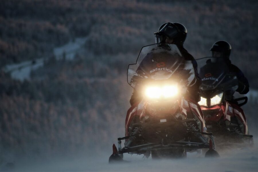 Saariselkä: Evening Snowmobile Tour with Fire & picnic - Ways to get more from the experience