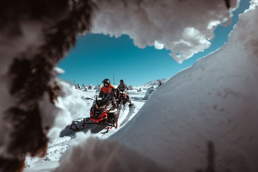 Saariselkä: Full Day Adventure with Snowmobiles - Learning the controls before the speed picks up