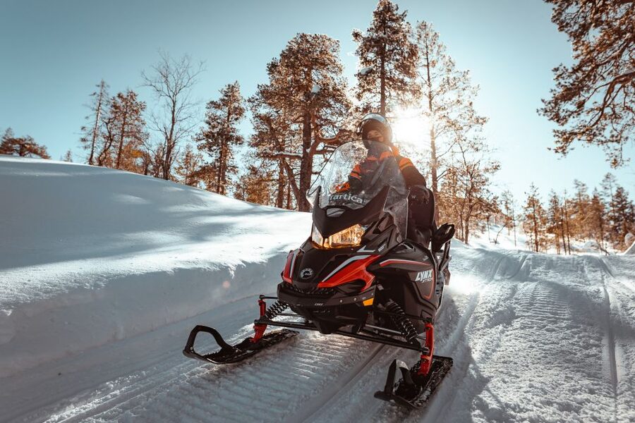 Saariselkä: Full Day Adventure with Snowmobiles - Guides who shape the day