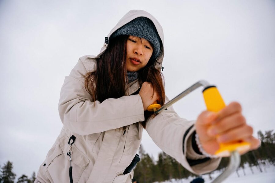 Saariselkä: Ice Fishing Adventure - The 20-minute minivan ride from Saariselkä
