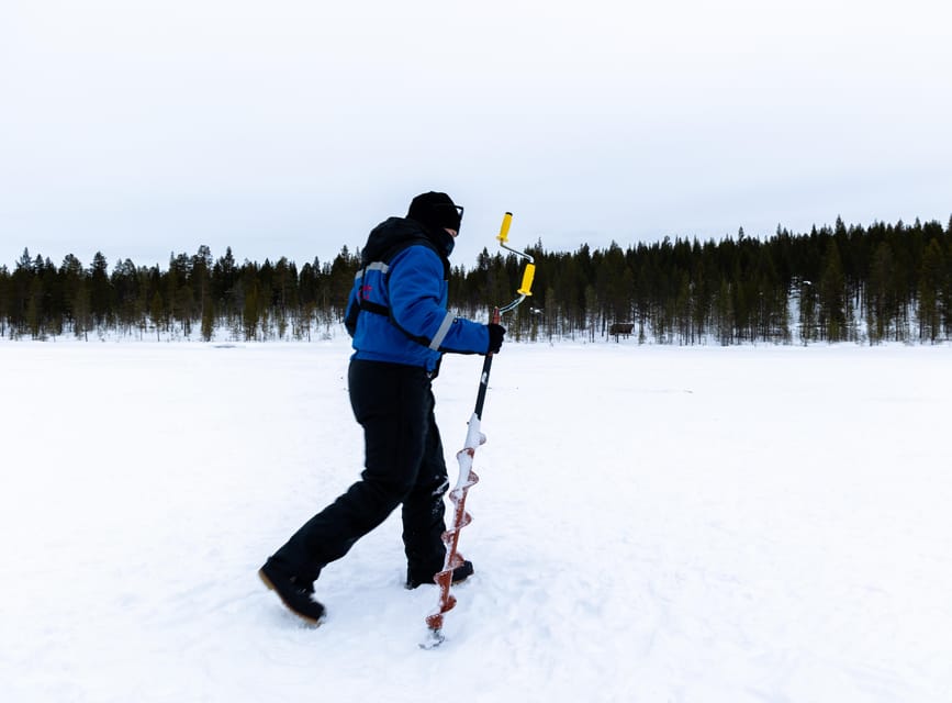 Saariselkä: Ice Fishing Safari by Snowmobile - Learning the Finnish art of ice fishing