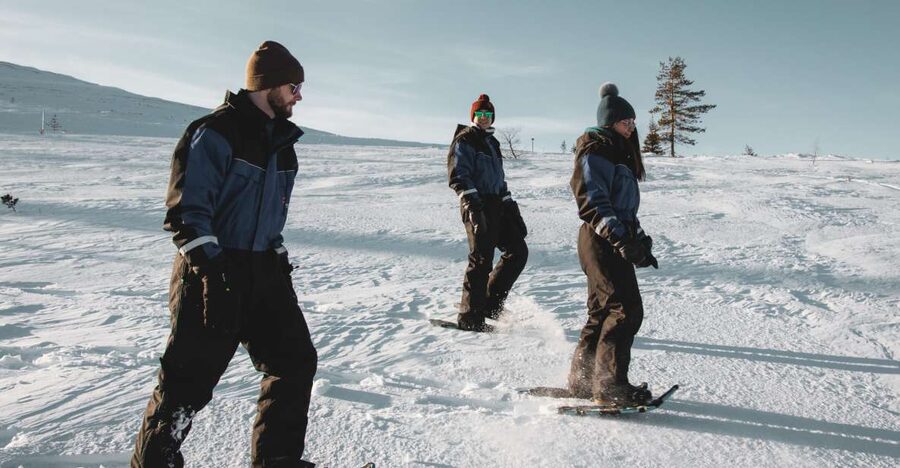 Saariselkä: Scenic Snowshoe Safari - Getting fitted with warm clothes and snowshoes