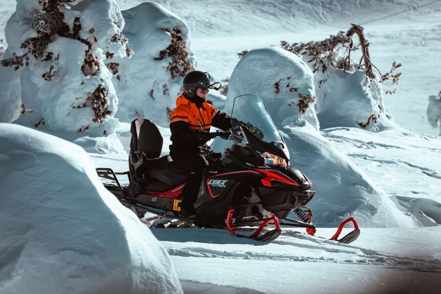 Saariselkä: Snowmobile Adventure for Adults - What the three-hour route feels like