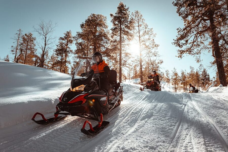 Saariselkä: Snowmobile Ride with Hot Drinks - What the Saariselkä snowmobile ride is really like