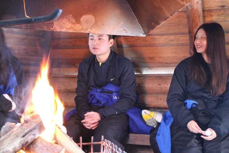 Saariselka: Snowmobile Safari on Tundra with BBQ - The forest hut and the fire-side break