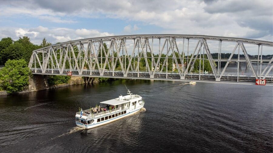SIGHTSEEING CRUISE AROUND SAVONLINNA - The Saimaa ringed seal possibility