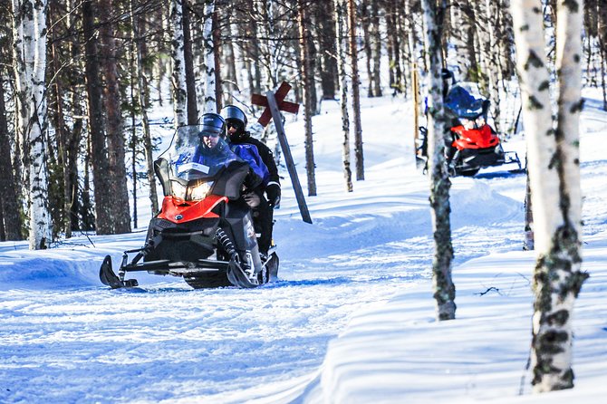 Snowmobile Driving - Morning start - Why This Rovaniemi Snowmobile Tour Is Appealing