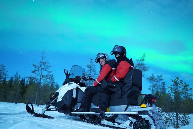 Snowmobile Photography Trip to the Aurora - Who will enjoy this trip most?