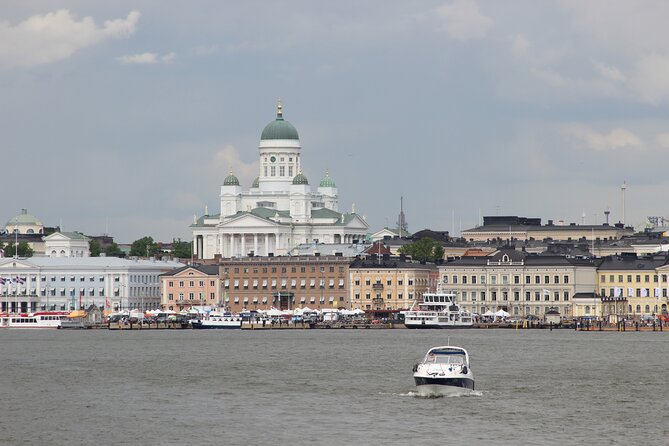 The 1st Helsinki Free Tour - Since 2016 - The Presidential Palace and Finland’s independence story