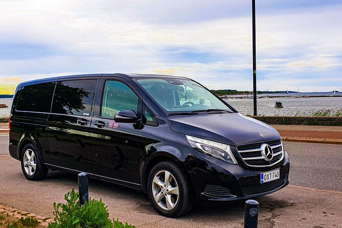 VIP Airport Transfer by new cars in Helsinki - The ride from the airport to Helsinki