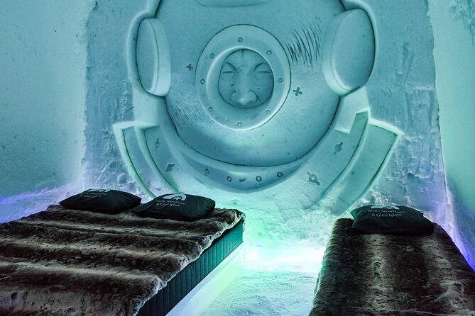 Visiting package: Guided Tour at Arctic Snow Hotel - The Snow Sauna and other Arctic features