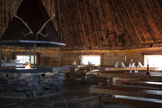 Wild Reindeers Safari + Lunch in Glass Igloo (private service) - What private service changes