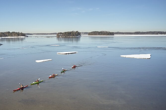 Winter kayaking in Eastern Helsinki archipelago - What the archipelago feels like from a kayak