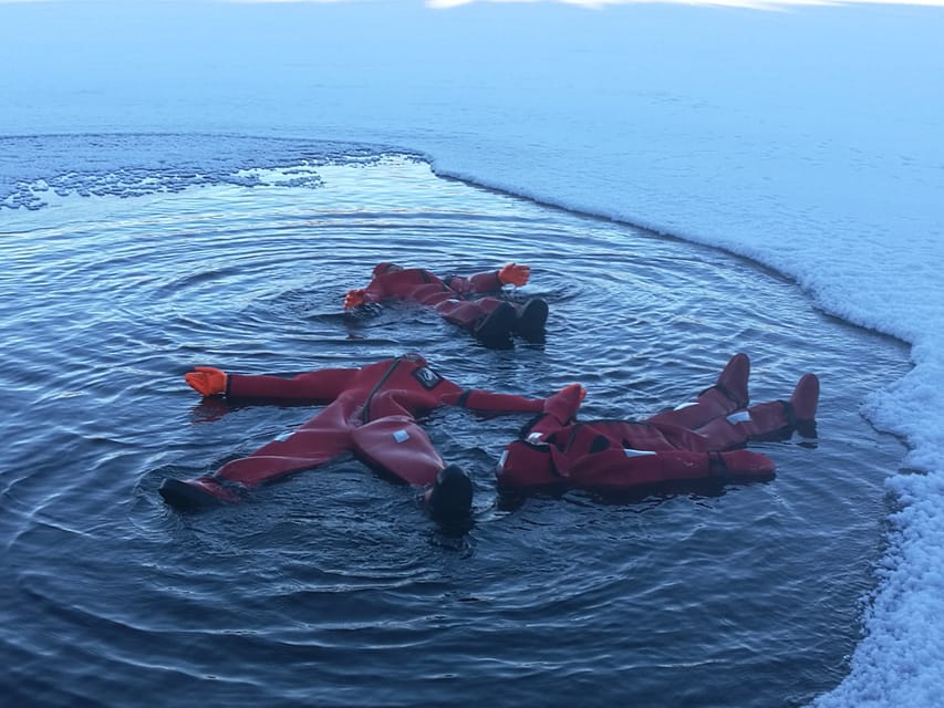 Ylläs: Lake Ylläsjärvi Ice-Floating Experience - Key points at a glance