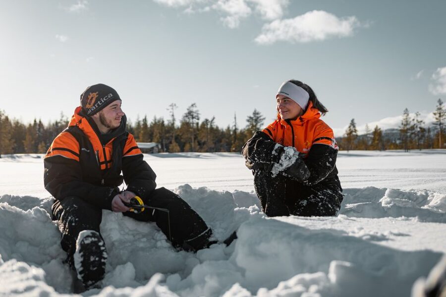 Ylläs: Snowmobile Adventure with Ice Fishing - Should you book the Ylläs snowmobile and ice fishing tour?