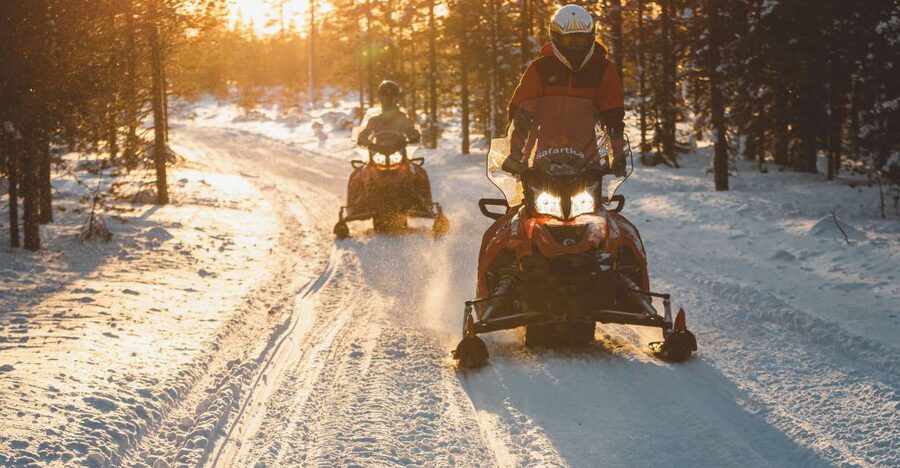 Ylläs: Snowmobile Tour to Arctic Snow Village & Snack - Is $228 a fair price?