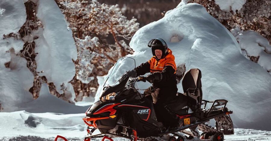 Ylläs: Snowmobiling ABC - Safety instructions before the 15-kilometer route